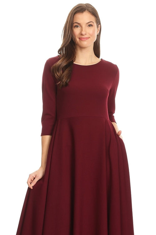 Plus Size Midi A-Line Dress with 3/4 Sleeves and Pockets